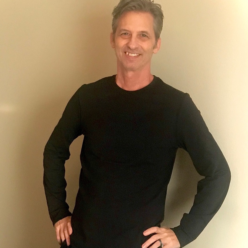 Lululemon Surge Warm LS Small Black